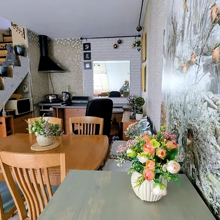 Maisonette 73 Apartment *